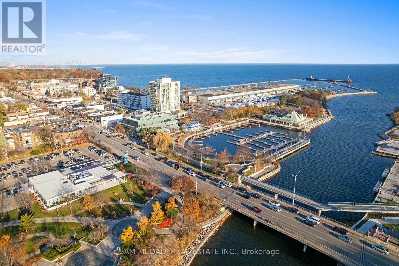 1470 Pinetree Crescent, Mississauga, ON