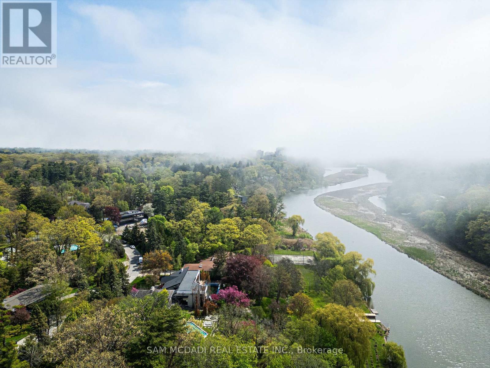 1470 Pinetree Crescent, Mississauga, ON