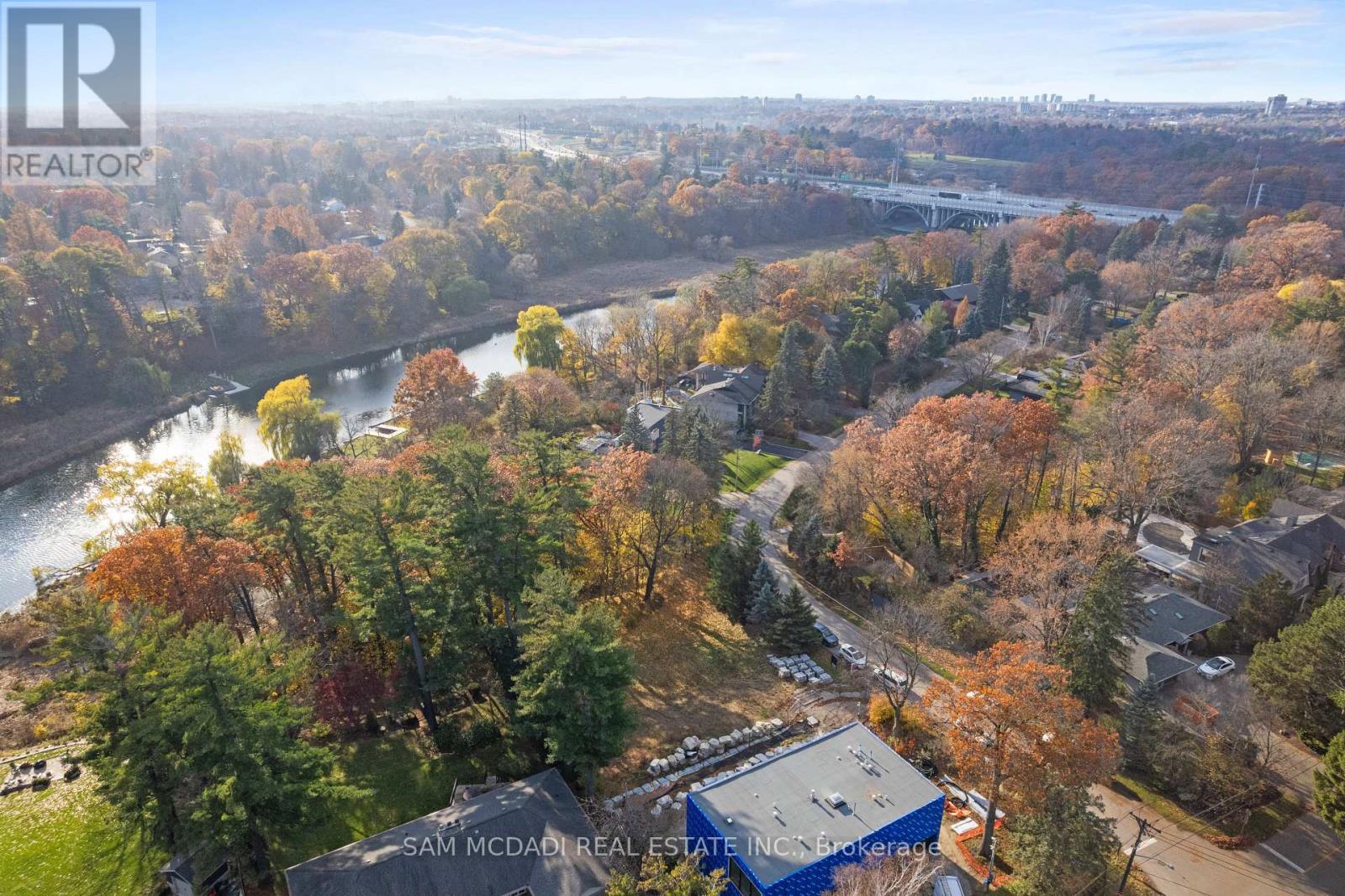 1470 Pinetree Crescent, Mississauga, ON