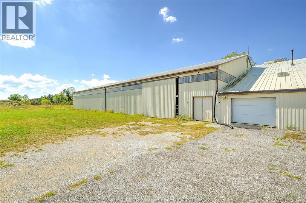 6400 Walker, Tecumseh, ON