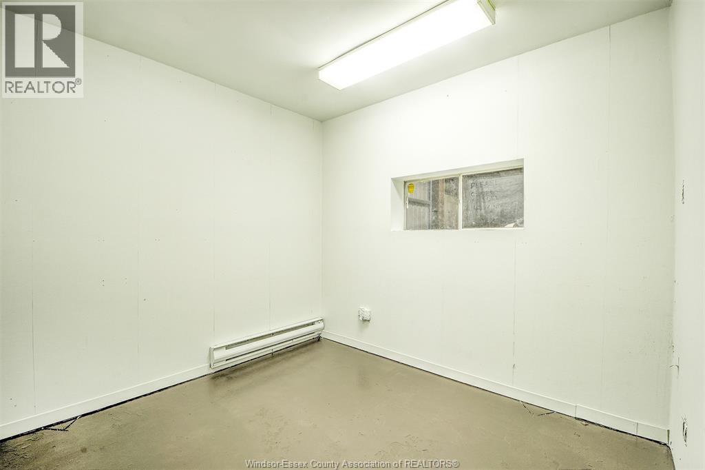 6400 Walker, Tecumseh, ON