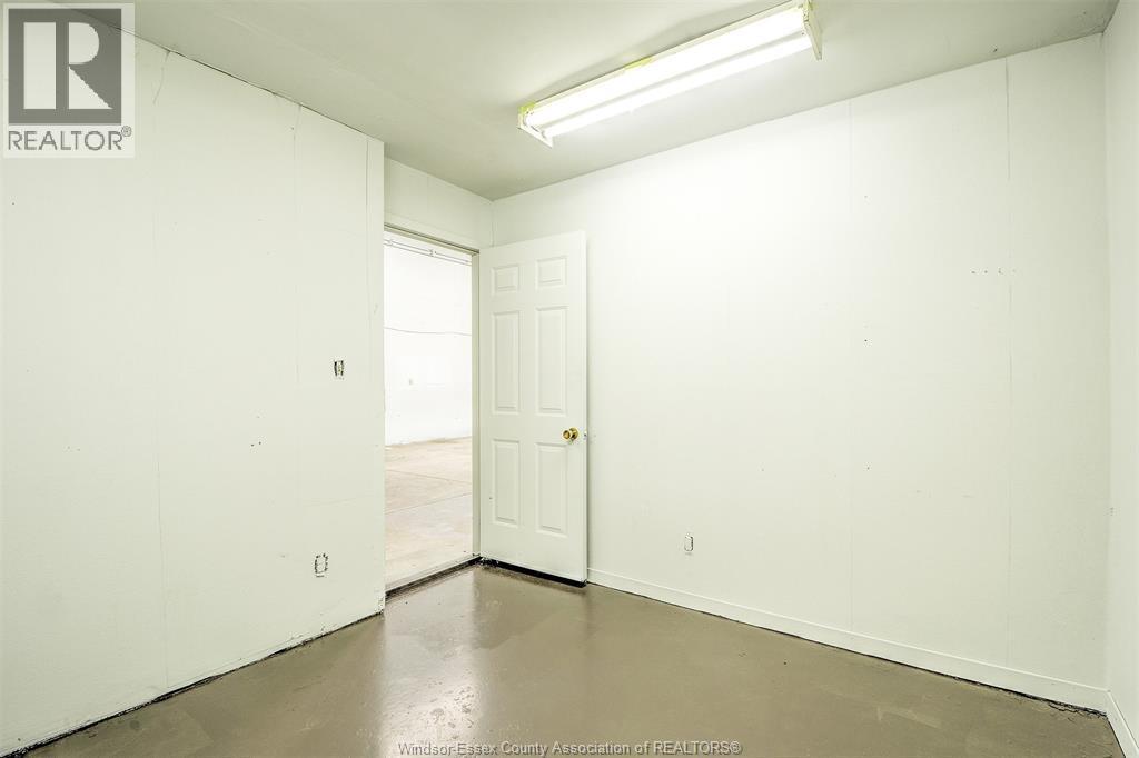 6400 Walker, Tecumseh, ON