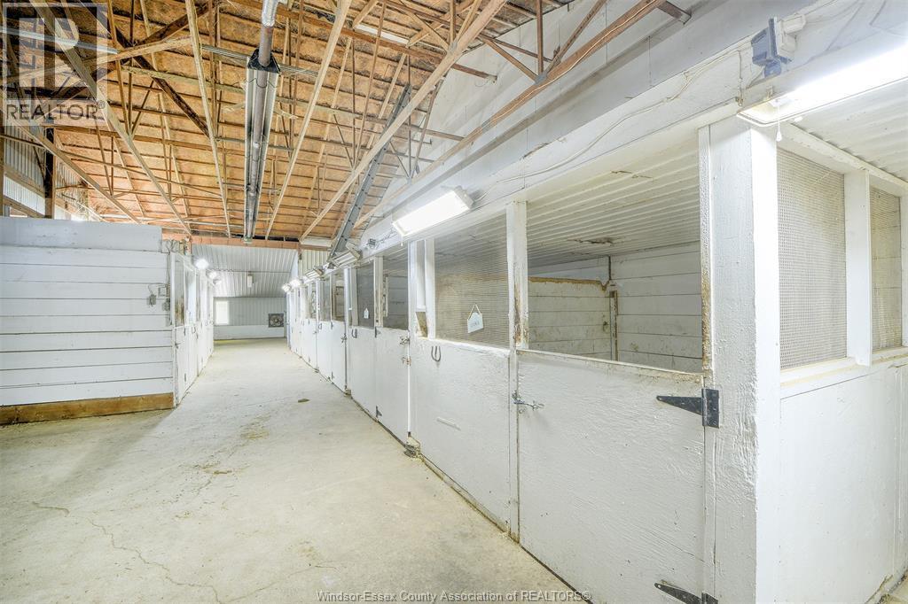 6400 Walker, Tecumseh, ON