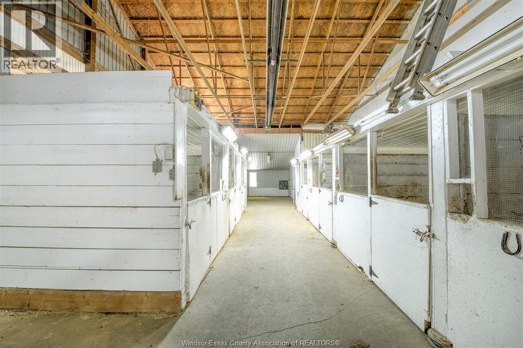 6400 Walker, Tecumseh, ON