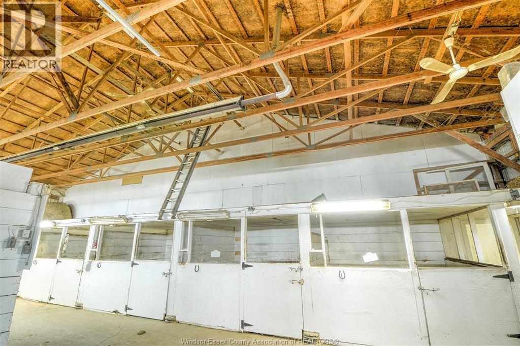 6400 Walker, Tecumseh, ON