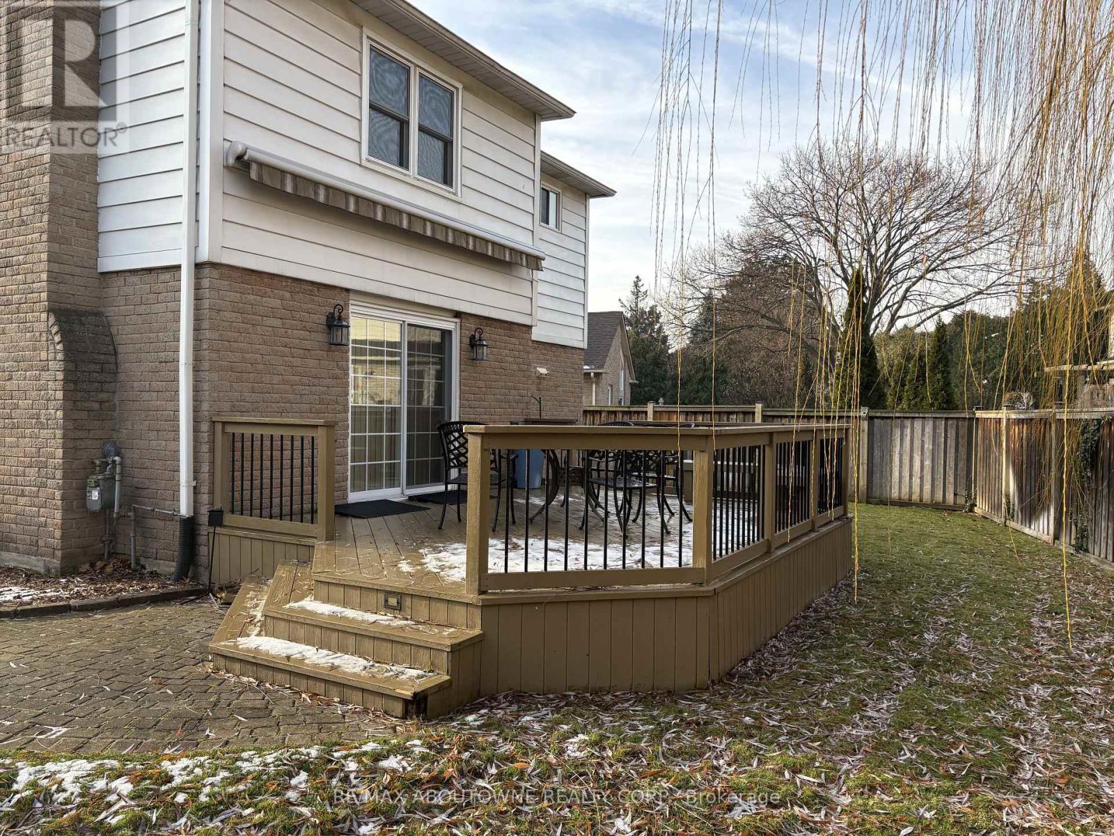 2179 Maplewood Drive, Burlington, ON - Outdoor With Deck Patio Veranda