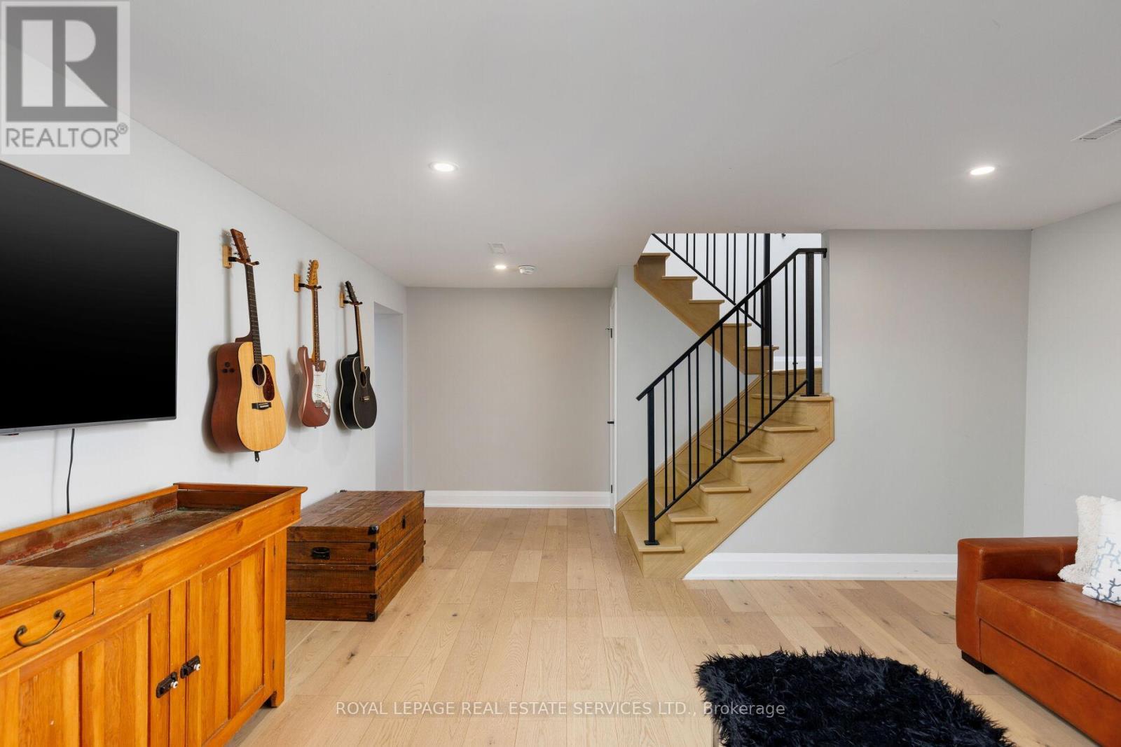 471 Sparling Crescent, Burlington, ON - Indoor