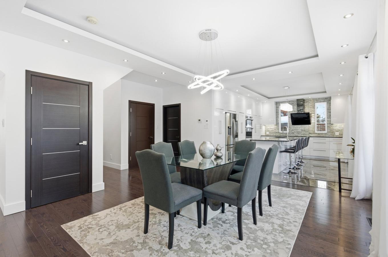 Dining room - 4805 Rue De Lucerne, Montréal (Pierrefonds-Roxboro), QC - Indoor Photo Showing Dining Room