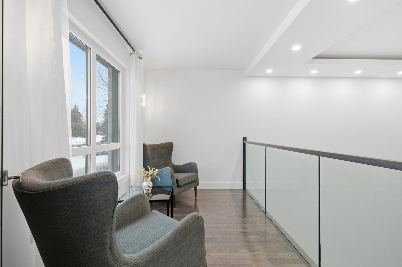 Den - 4805 Rue De Lucerne, Montréal (Pierrefonds-Roxboro), QC - Indoor Photo Showing Other Room