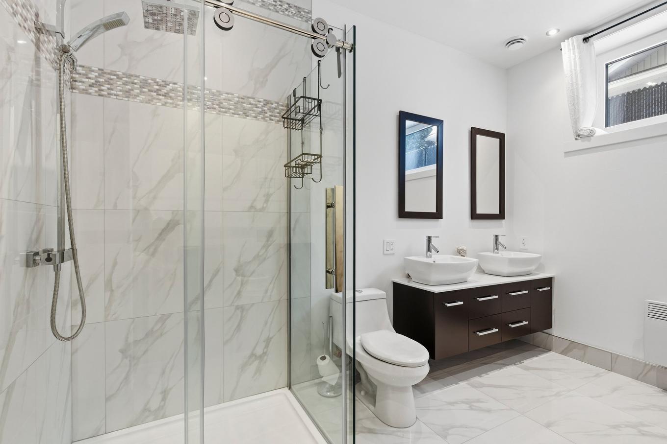 Bathroom - 4805 Rue De Lucerne, Montréal (Pierrefonds-Roxboro), QC - Indoor Photo Showing Bathroom