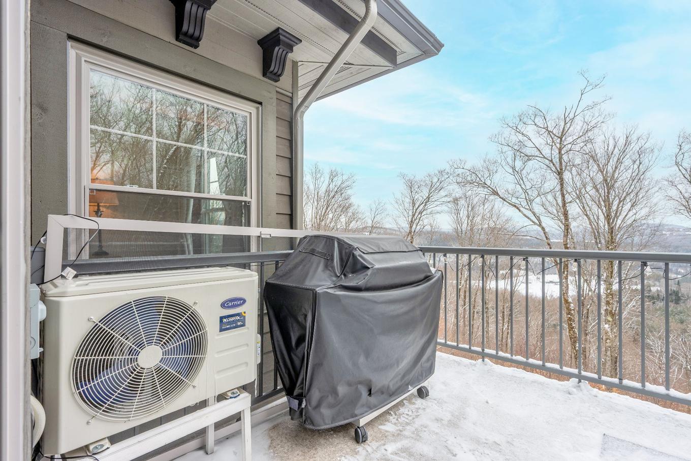 Balcon - 11-300 Rue Du Mont-Plaisant, Mont-Tremblant, QC - Outdoor With Exterior