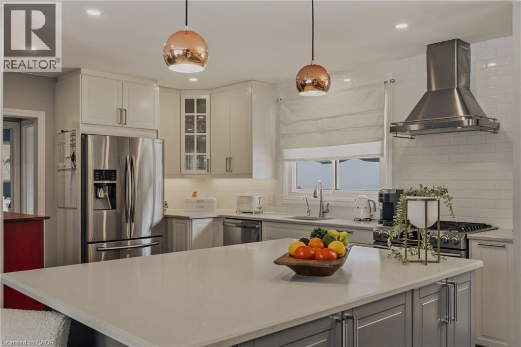 2424 Eileen Drive, Burlington, ON