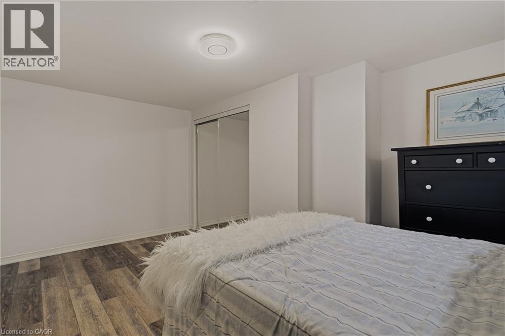 2424 Eileen Drive, Burlington, ON