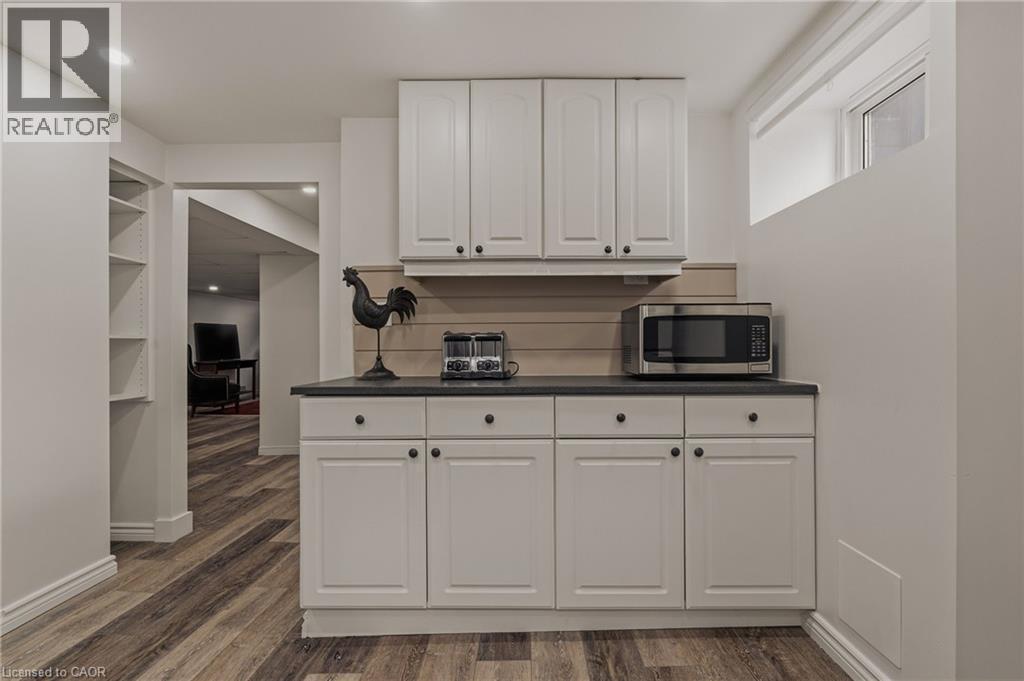 2424 Eileen Drive, Burlington, ON