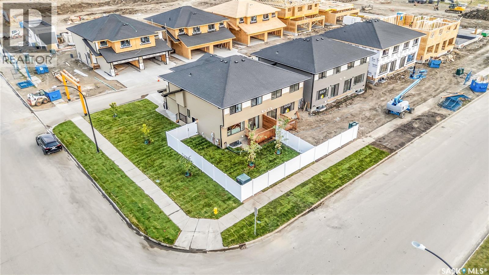 140 155 Mcfaull Way, Saskatoon, SK - Outdoor With View