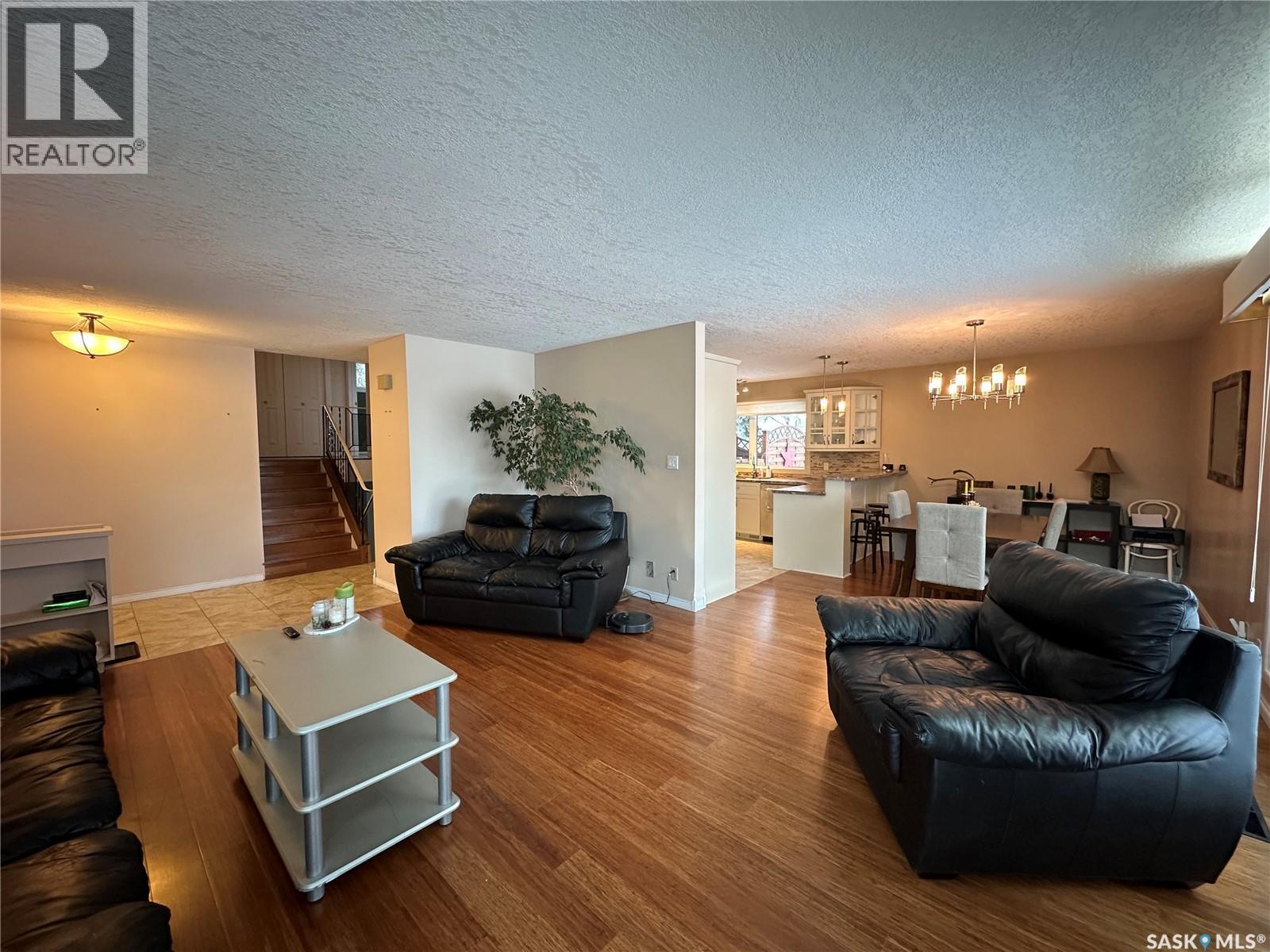 114 Garvin Crescent, Canora, SK - Indoor Photo Showing Kitchen With Upgraded Kitchen