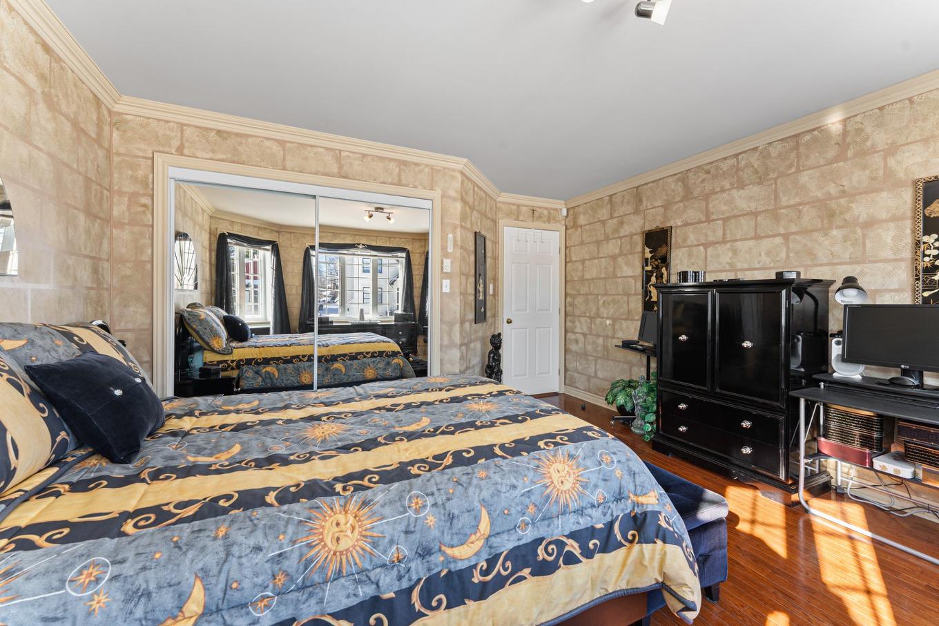 Primary bedroom - 208 Rue Alfred-Messier, Terrebonne (Lachenaie), QC - Indoor Photo Showing Bedroom