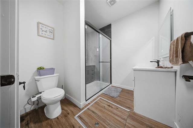 1199 Selkirk Ave, Winnipeg, MB