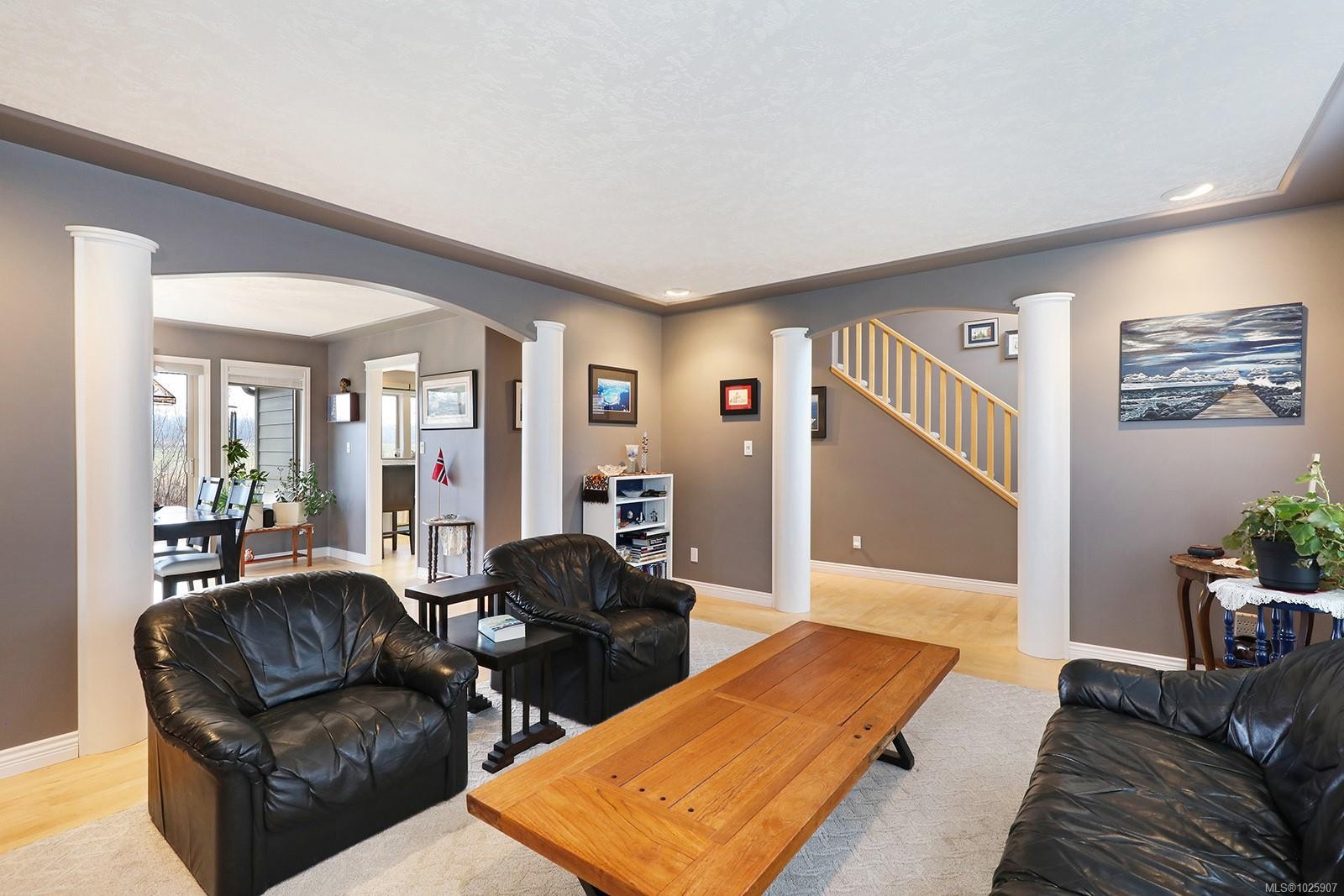 1675 Chester Pl, Comox, BC