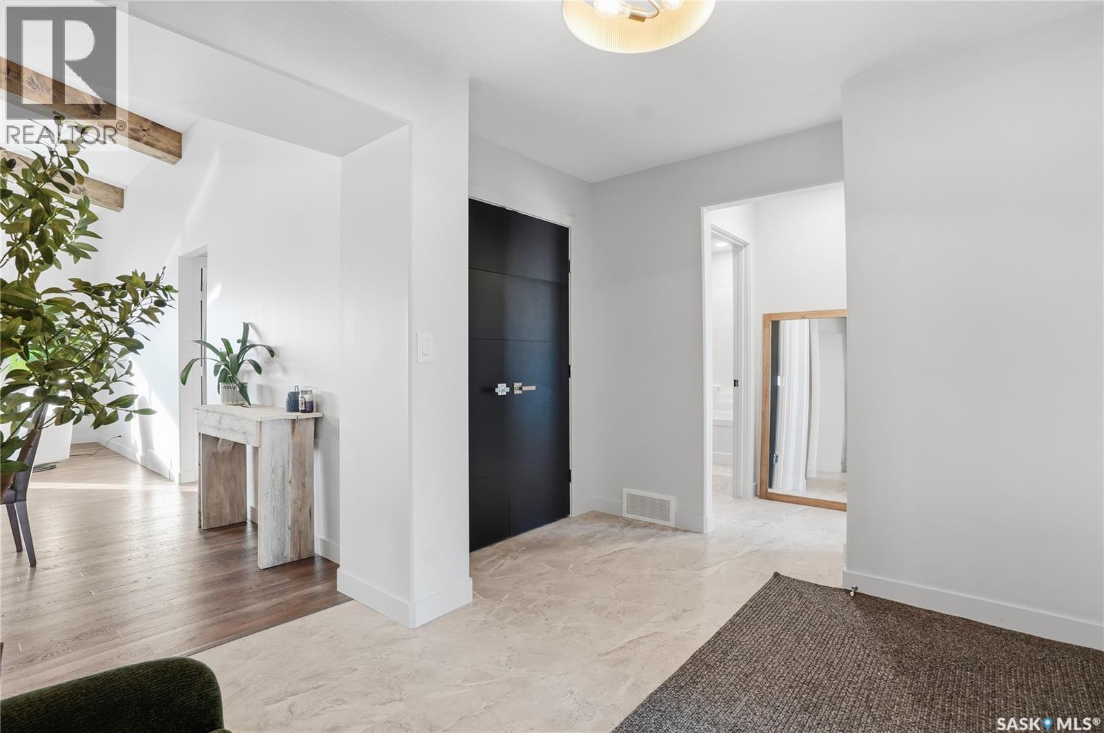 520 16Th Avenue, Humboldt, SK - Indoor Photo Showing Other Room