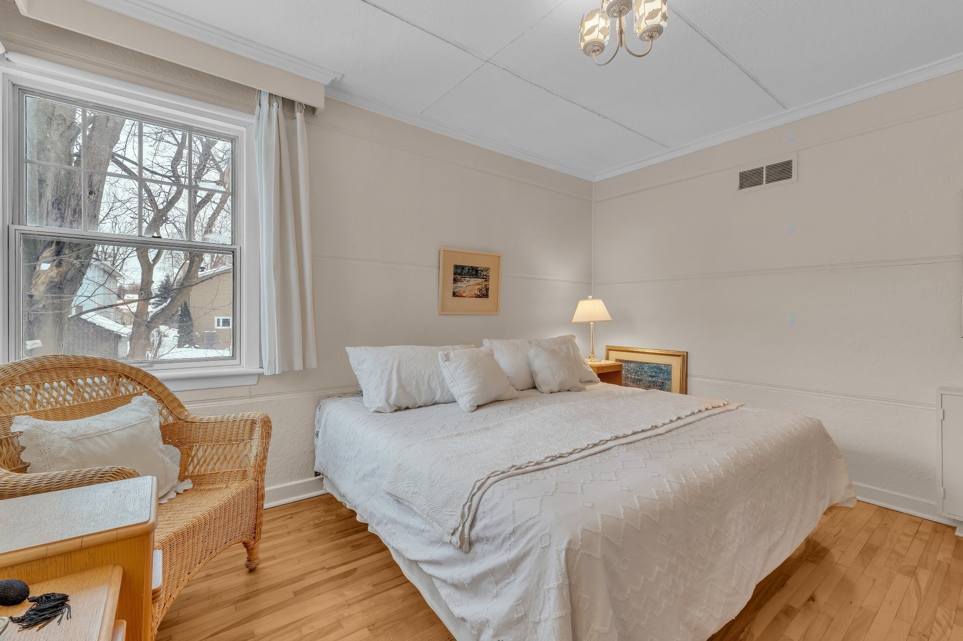 Chambre à coucher principale - 22 Av. Coolbreeze, Pointe-Claire, QC - Indoor Photo Showing Bedroom