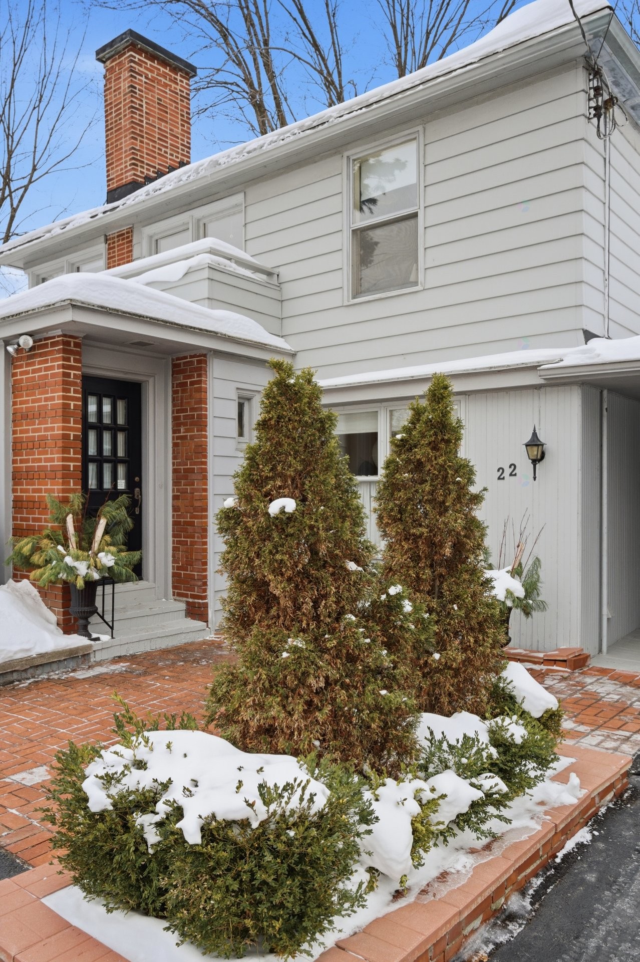 Entrée extérieure - 22 Av. Coolbreeze, Pointe-Claire, QC - Outdoor