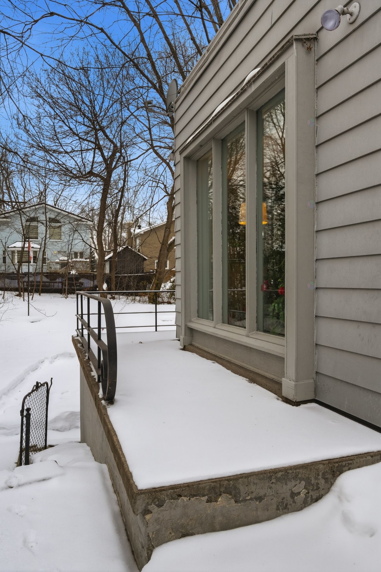 Face arrière - 22 Av. Coolbreeze, Pointe-Claire, QC - Outdoor