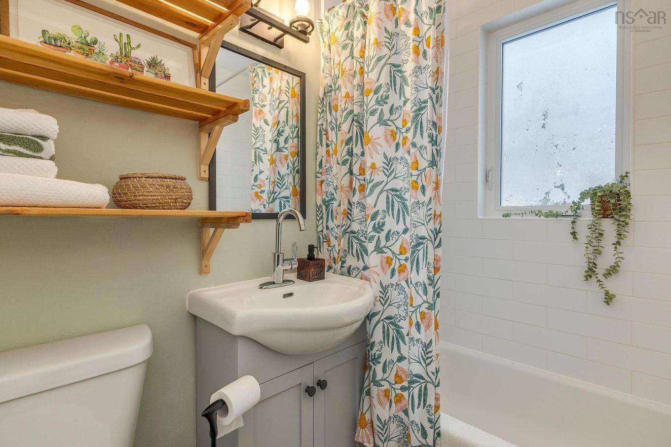 15 Acorn Road, Halifax, NS