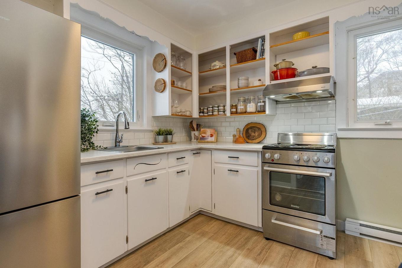 15 Acorn Road, Halifax, NS