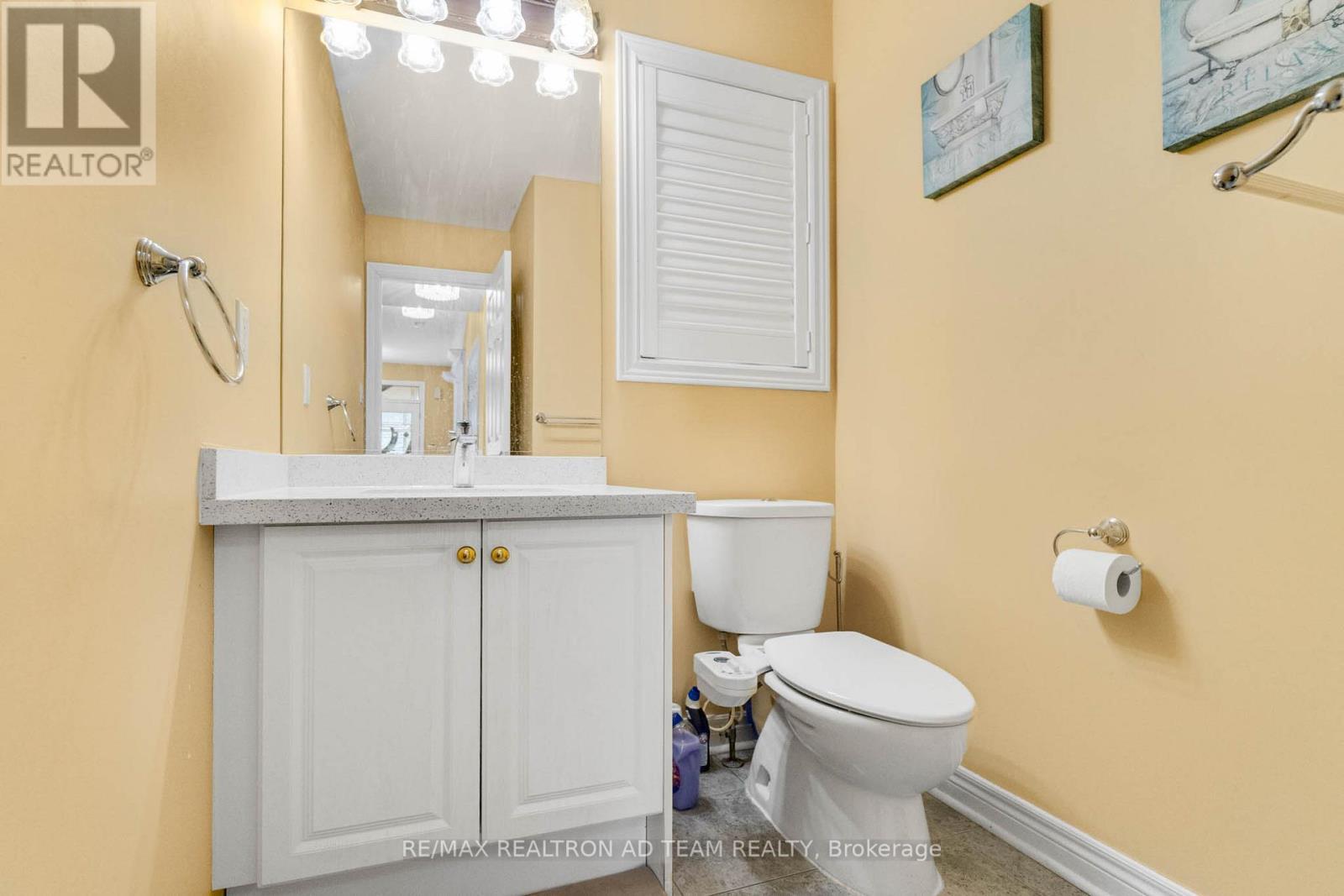 498 Tremblant Court, Mississauga, ON - Indoor Photo Showing Bathroom