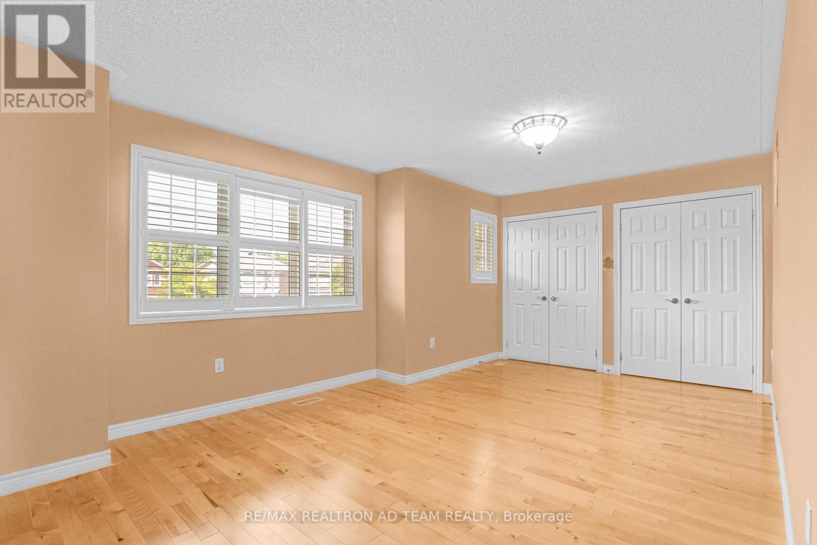 498 Tremblant Court, Mississauga, ON - Indoor Photo Showing Other Room