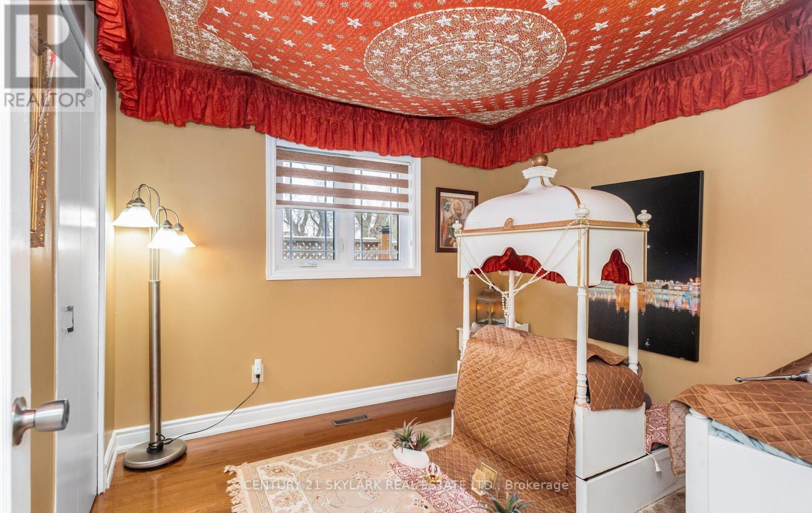 3353 Martins Pine Crescent, Mississauga, ON - Indoor