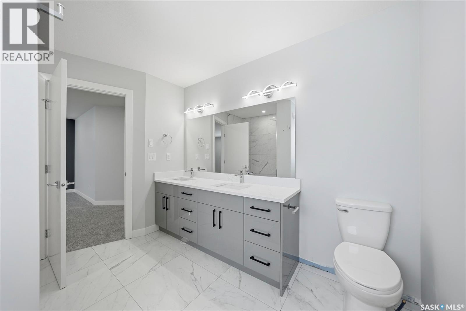 142 Sharma Lane, Saskatoon, SK - Indoor Photo Showing Bathroom