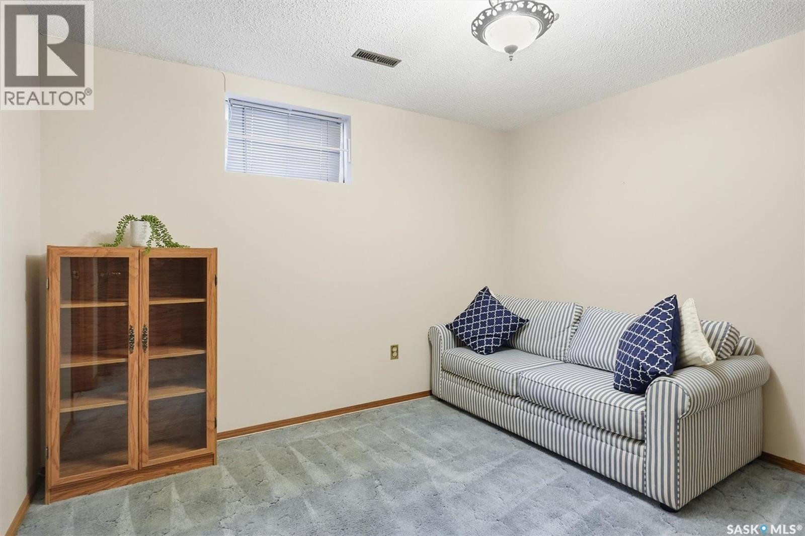 458 Charlebois Terrace, Saskatoon, SK - Indoor