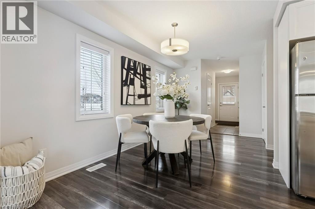 181 South Creek Drive, Kitchener, ON - Indoor Photo Showing Dining Room