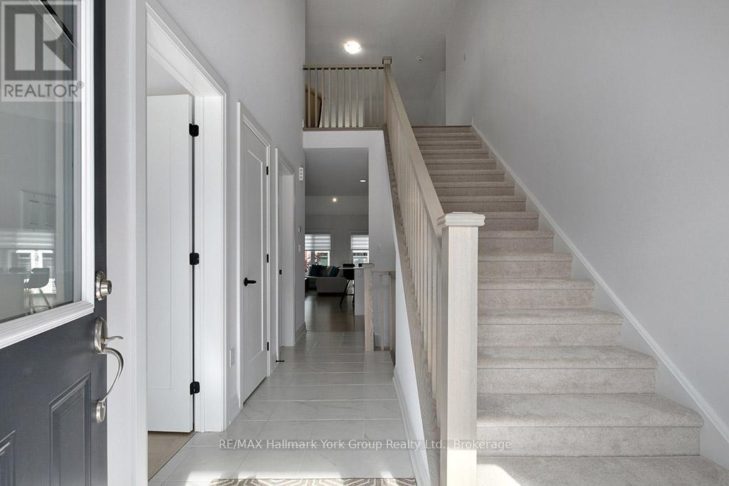 101 Clippers Lane, Blue Mountains, ON - Indoor Photo Showing Other Room