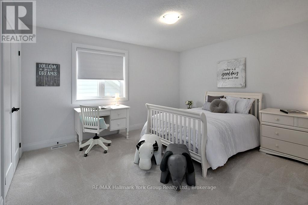 101 Clippers Lane, Blue Mountains, ON - Indoor Photo Showing Bedroom
