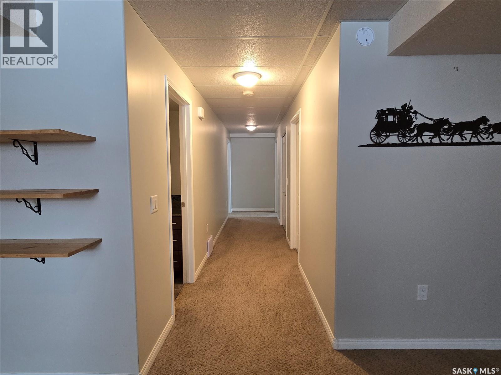 8 Main Bay, Muenster, SK - Indoor Photo Showing Other Room