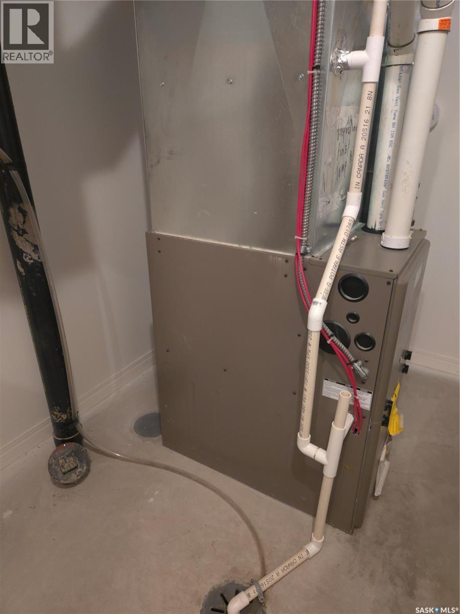 8 Main Bay, Muenster, SK - Indoor Photo Showing Basement