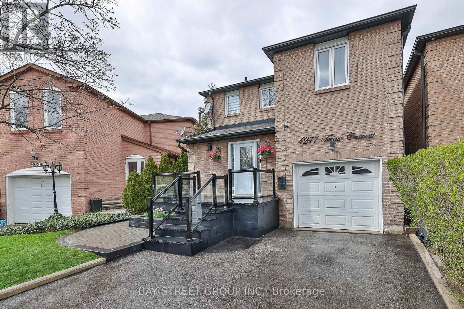 4277 Torino Crescent, Mississauga, ON - Outdoor With Exterior