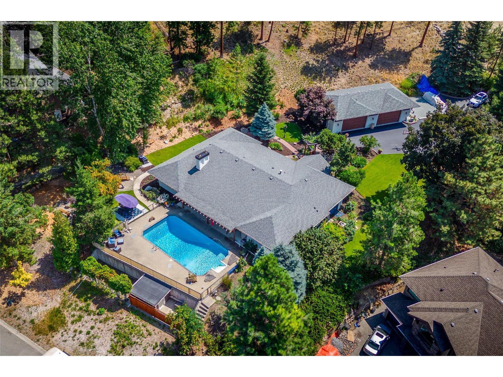 514 Hawes Court, Kelowna, BC - Outdoor
