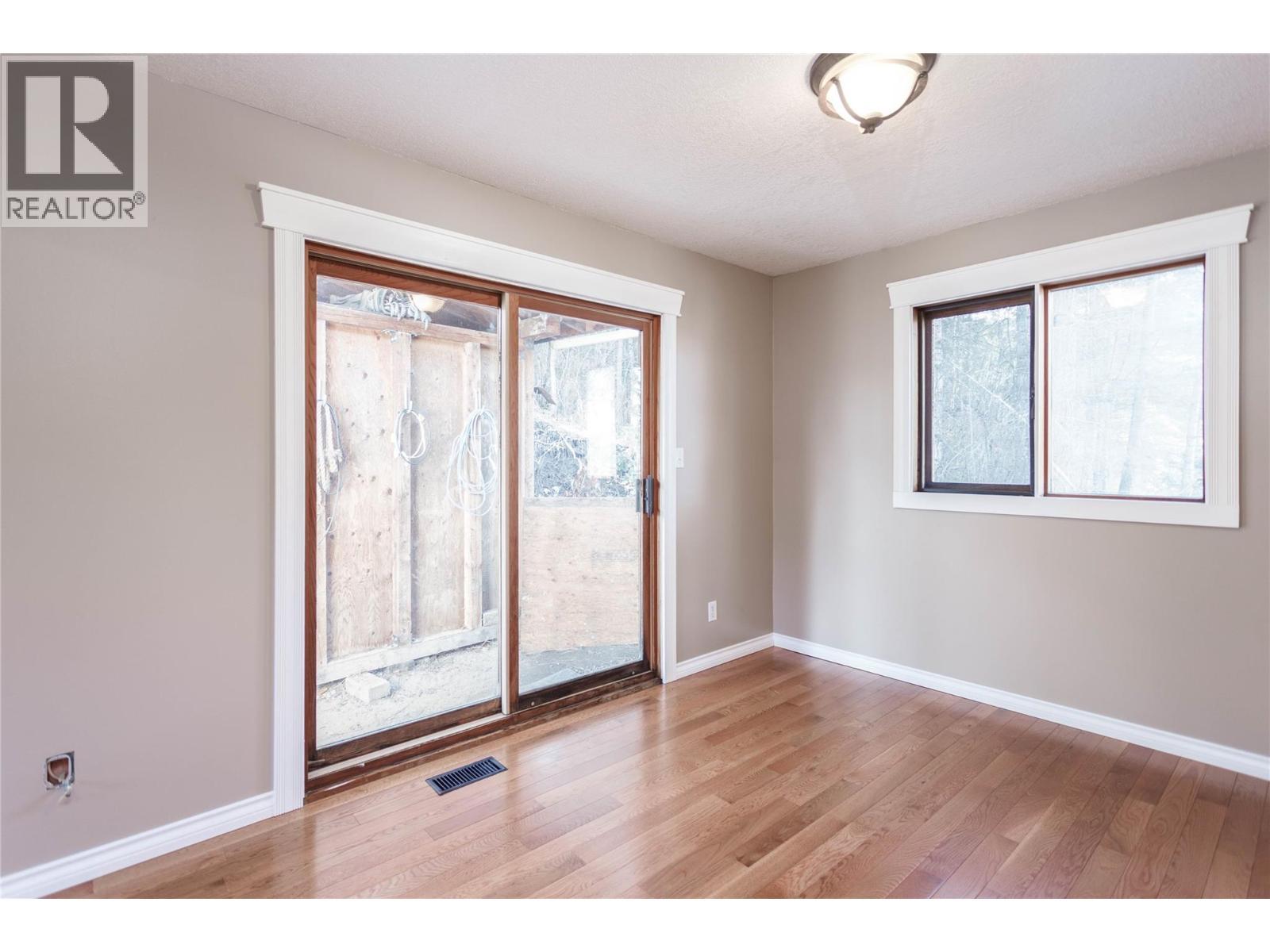 164 Cliffview Drive, Enderby, BC - Indoor Photo Showing Other Room
