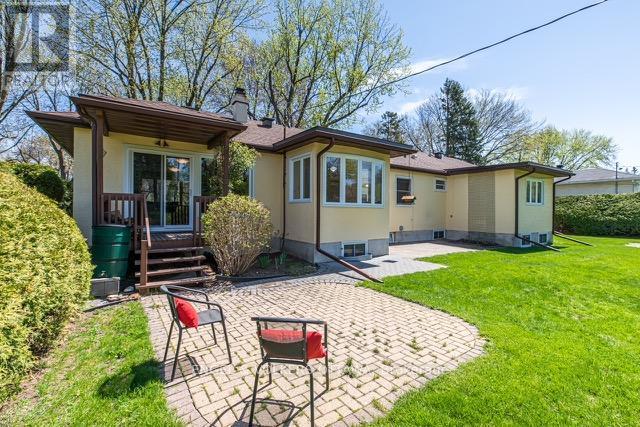 878 Dunlevie Avenue, Ottawa, ON - Outdoor