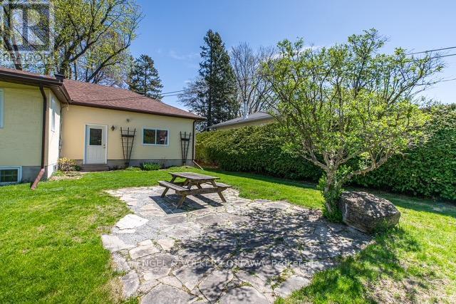 878 Dunlevie Avenue, Ottawa, ON - Outdoor