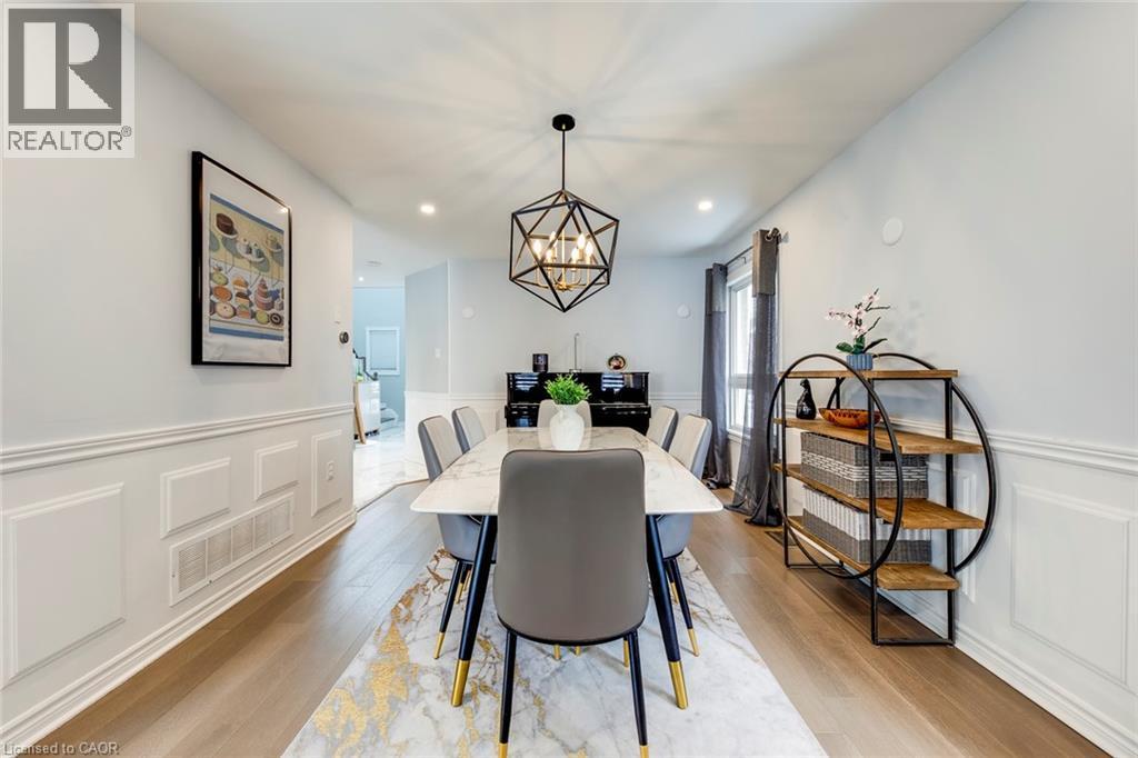 80 Beaverbrook Crescent, Maple, ON - Indoor Photo Showing Dining Room