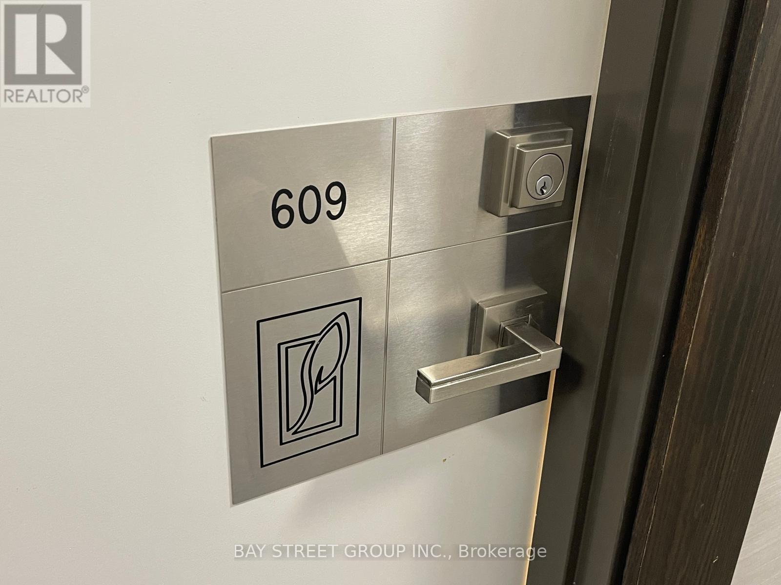 609 - 4011 Brickstone Mews, Mississauga, ON -