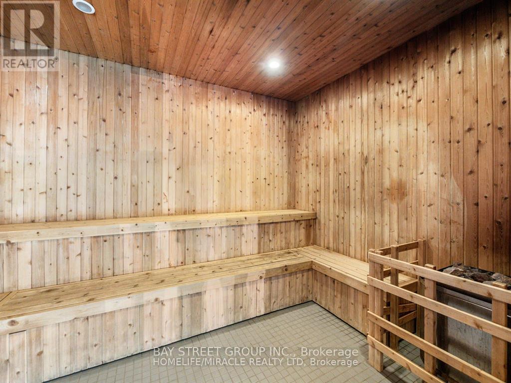 609 - 4011 Brickstone Mews, Mississauga, ON - Indoor Photo Showing Other Room