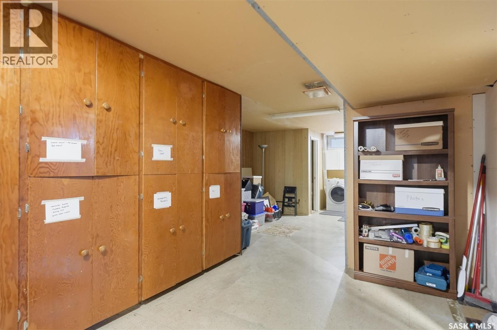 334 Q Avenue N, Saskatoon, SK - Indoor