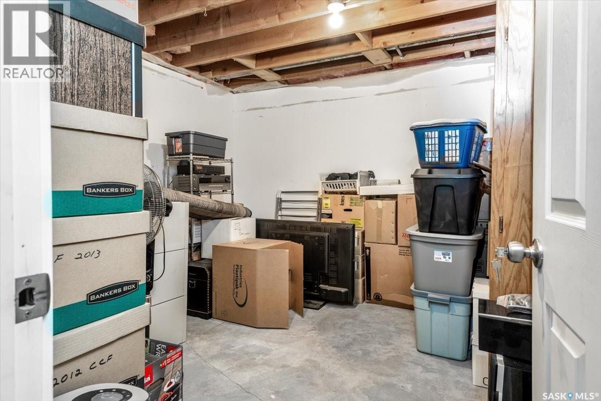 7200 6Th Avenue, Regina, SK - Indoor Photo Showing Basement
