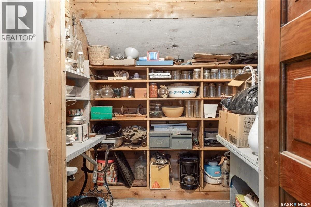 7200 6Th Avenue, Regina, SK - Indoor